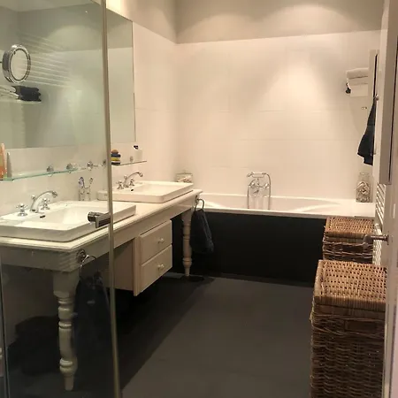 5br Wonderful Town House - What'app - 0034-635-518-057 - For Reservations!